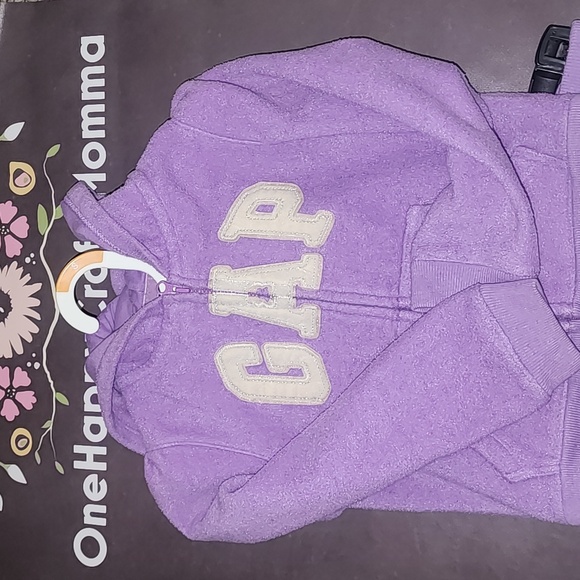 GAP set Girls Size 5 - Picture 2 of 2